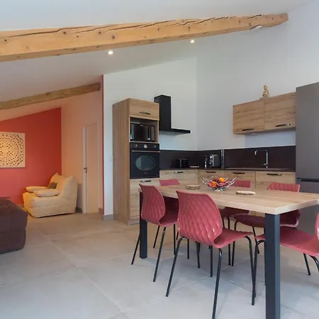 Le Val Des Sens Guest house Chatte