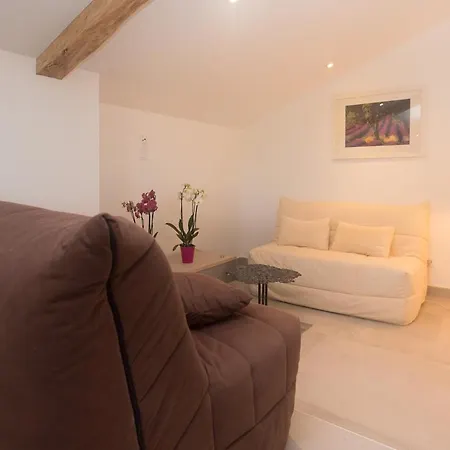 Guest house Le Val Des Sens 3*