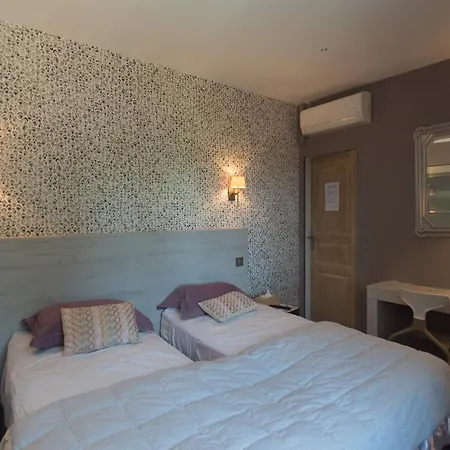 Le Val Des Sens Guest house Chatte