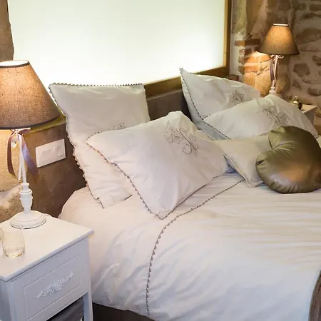 Le Val Des Sens Guest house Chatte