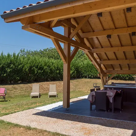 Le Val Des Sens Gasthof 3*